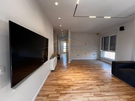 Tirane, shitet apartament 2+1 , 113 m² 38.000.000 € 