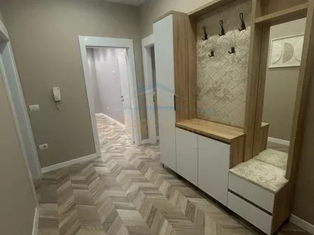 Tirane, shitet apartament 2+1 Kati 7, 36.000.000 € 