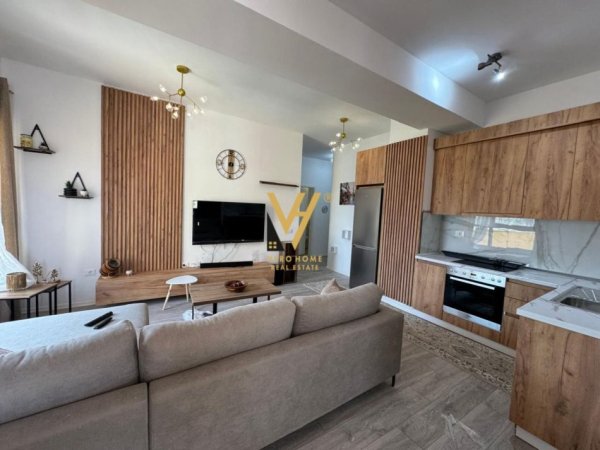 Tirane, jepet me qera apartament 2+1+Ballkon Kati 4, 90 m² 500 € (AI DEMI)