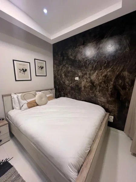 Tirane, jepet me qera apartament 1+1+Aneks+Ballkon Kati 2, 65 m² 651 € (Ish blloku)