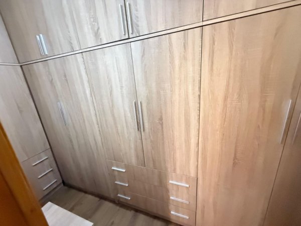 Tirane, jepet me qera apartament 2+1 Kati 7, 110 m² 600 € 