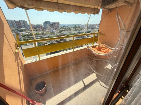 Tirane, jepet me qera apartament 2+1 Kati 7, 110 m² 600 € 