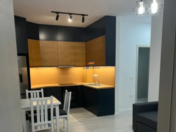 Tirane, jepet me qera apartament 1+1+Ballkon Kati 2, 75 m² 600 € (RIVER REZIDENCE, UNAZA E RE)