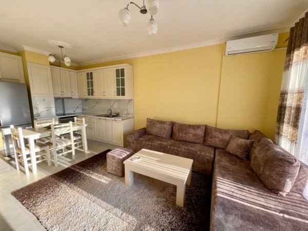 Tirane, jepet me qera apartament 1+1+Ballkon Kati 6, 65 m² 470 € (Afer rruges se Elbasanit )