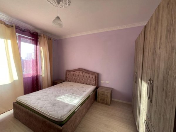 Tirane, jepet me qera apartament 1+1+Ballkon Kati 6, 65 m² 470 € (Afer rruges se Elbasanit )