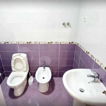 Tirane, jepet me qera apartament 2+1+Ballkon Kati 3, 110 m² 500 € (Astir prane Bar Artisti)
