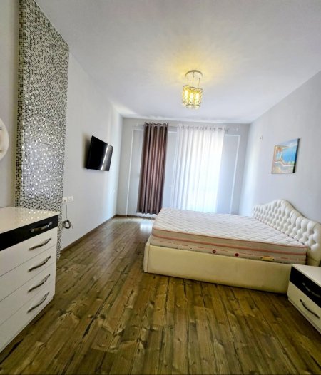 Tirane, jepet me qera apartament 2+1 Kati 6, 130 m² 700 € (Ndre mjeda)