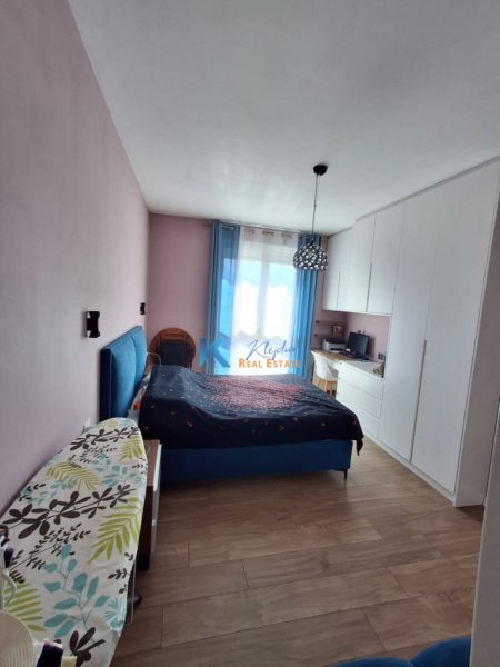 Tirane, jap me qera apartament 2+1+Ballkon Kati 6, 94 m² 700 € (Don Bosko, kompleksi Fiori di Bosko)