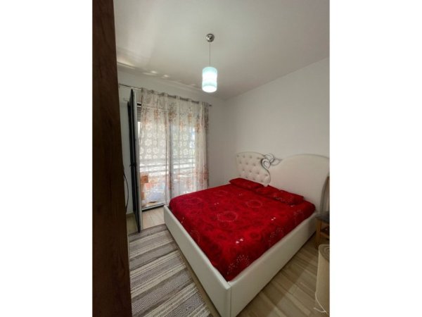 Tirane, shitet apartament 2+1 Kati 2, 85 m² 210.000 € (Rruga Egnatia)