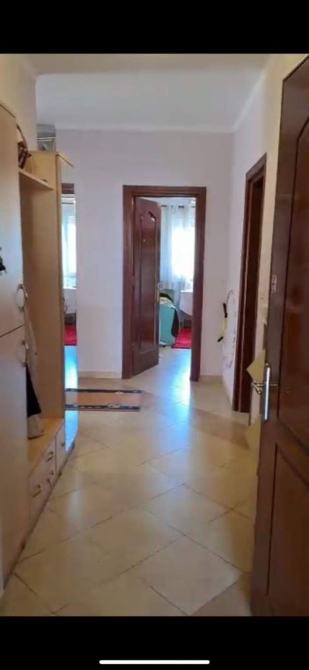 Tirane, shitet apartament 2+1 Kati 8, 103 m² 164.800 Euro (Kompleksi Kika)