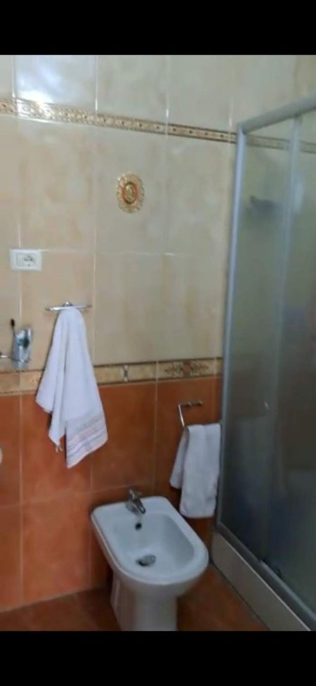 Tirane, shitet apartament 2+1 Kati 8, 103 m² 164.800 Euro (Kompleksi Kika)