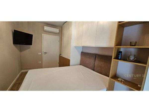 Tirane, jepet me qera apartament 2+1+BLK Kati 5, 110 m² 550 Euro (KOMPLEKSI MAGNET)
