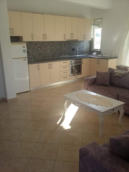 Tirane, jepet me qera Vile 1+1+BLK Kati 3, 65 m² 26.000 Leke (Hamdi Cenoymeri)