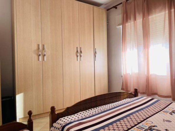 Durres, jepet me qera apartament 1+1+BLK Kati 4, 60 m² 35 Euro