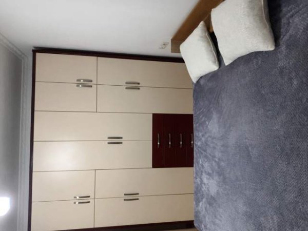 Tirane, jepet me qera apartament 2+1+BLK Kati 4, 96 m² 40.000 Leke (Migjeni)