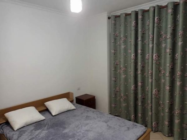 Tirane, jepet me qera apartament 2+1+BLK Kati 4, 96 m² 40.000 Leke (Migjeni)