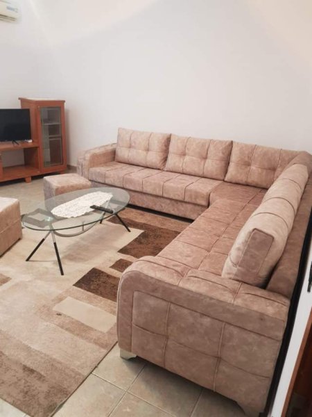 Tirane, jepet me qera 1+1+BLK Kati 2, 65 m² 350 Euro