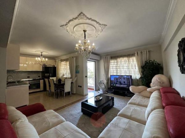Tirane, shitet apartament 2+1+BLK Kati 3, 100 m² 97.000 Euro (PALLATET MLAJZIANE)
