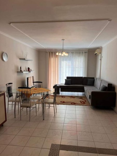 Tirane, jepet me qera apartament 1+1 Kati 2, 67 m² 330 Euro (BLLOKU GINTASH)