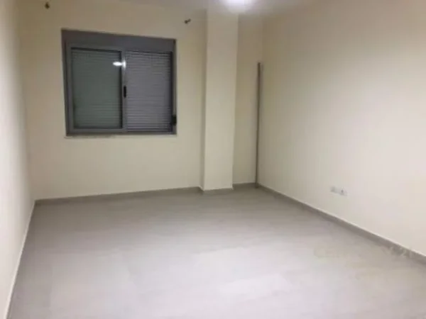 Tirane, jepet me qera apartament 2+1 Kati 2, 93 m² 400 Euro (LIQENI I THATE)