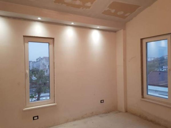 Tirane, jepet me qera Vile 3 Katshe Kati 0, 528 m² 2.600 Euro (Akacia Hills 2)