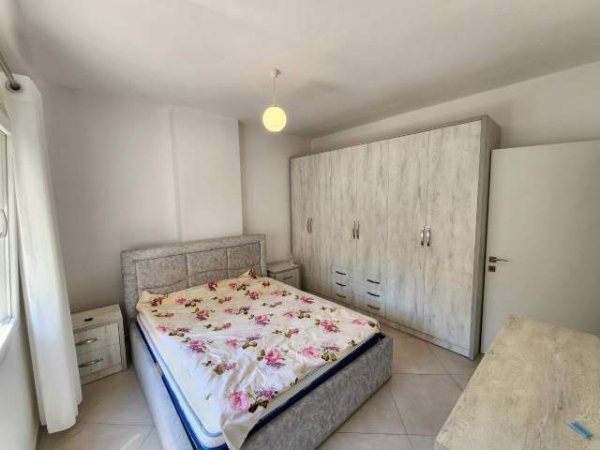 Tirane, jepet me qera apartament 2+1+BLK Kati 4, 105 m² 400 Euro (Astir)