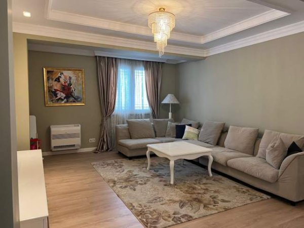 Tirane, shitet apartament 2+1+BLK Kati 5, 133 m² 250.000 Euro (Rruga Mujo Ulqinaku)