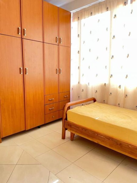 Tirane, jepet me qera apartament 2+1+BLK Kati 2, 105 m² 40.000 Leke (rruga tre deshmoret)