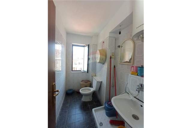 Tirane, shitet apartament 75 m² 77.000 Euro (thanas ziko)