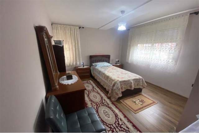 Tirane, shitet apartament 3+1+BLK 85 m² 165.000 Euro (tirana e re)