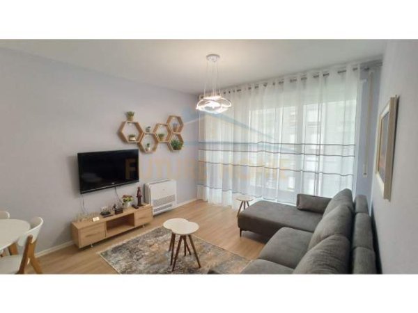 Tirane, jepet me qera apartament 2+1 Kati 7, 94 m² 550 Euro
