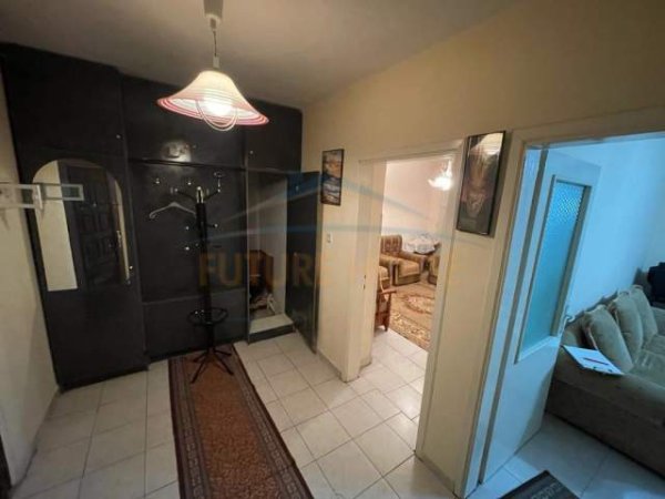 Korce, shitet apartament 2+1+BLK Kati 3, 102 m² 40.800 Euro (Lagjia 16, Korçë)