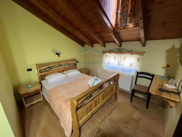 Korce, shitet hotel Kati 3, 270 m² 216.000 Euro (Voskopojë, Korçë.)