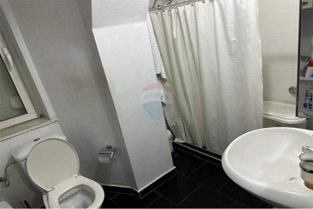 Tirane, shitet apartament 2+1+A+BLK 160 m² 160.000 Euro (beb rexha)