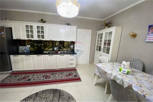 Tirane, shitet apartament 2+1+BLK 100 m² 147.000 Euro (kinostudio)