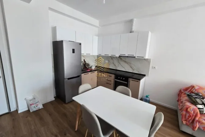 Tirane, shitet apartament 2+1+Ballkon Kati 4, 100 m² 140.000 € (Rruga Pasho Hysa, Ali Demi)