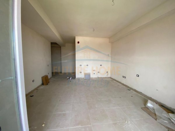 Tirane, shitet garsonier 1+1 Kati 11, 43 m² 85.000 € 