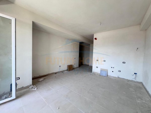 Tirane, shitet garsonier 1+1 Kati 11, 43 m² 85.000 € 