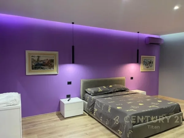 Tirane, jepet me qera apartament 2+1 Kati 7, 110 m² 600 € 