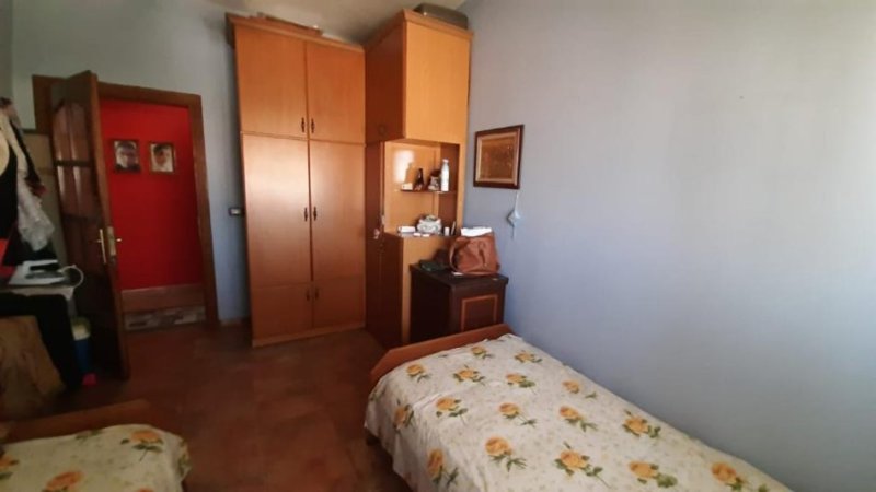 Tirane, shitet apartament 3+1+Ballkon Kati 5, 118 m² 170.000 €