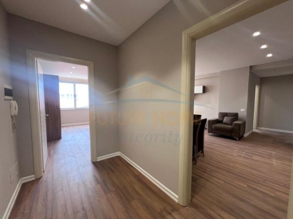 Tirane, shitet apartament 2+1 Unaza e Re Kati 8, 101 m² 160.000 €