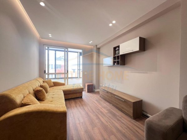 Tirane, shitet apartament 2+1 Unaza e Re Kati 8, 101 m² 160.000 €