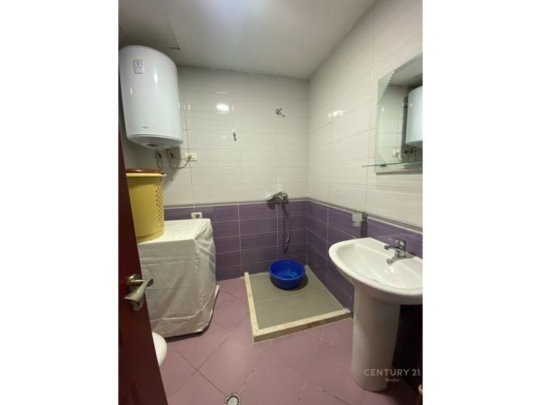 Tirane, jepet me qera apartament 1+1 Kati 2, 60 m² 450 € (Astir)