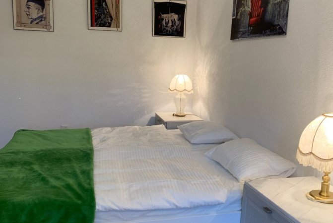 Tirane, jepet me qera zyre Kati 1, 70 m² 1.500 € (QENDER)