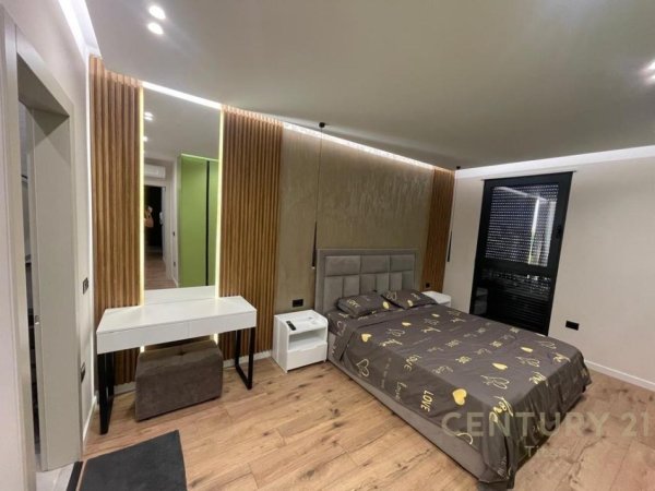 Tirane, jepet me qera apartament 2+1 Kati 9, 105 m² 1.400 € (Rezidenca Olimpik)