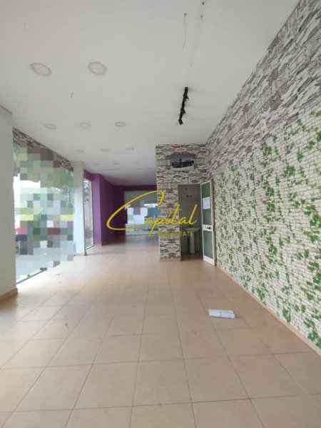 Tirane, jepet me qera ambjent biznesi Kati 0, 60 m² 400 € (YZBERISHT)