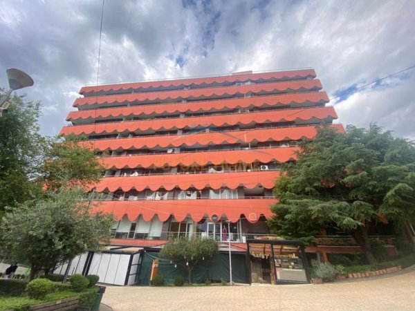 Shitje, Apartament 2+1+2+Post Parkimi, Parku i Liqenit Artificial, Tirane. AREA55421