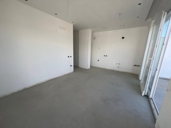 Tirane, shitet apartament+verande | Penthouse 2+1+Ballkon Kati 5, 120 m² 137.000 € (Astir)