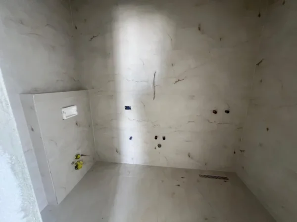 Tirane, shitet apartament+verande | Penthouse 2+1+Ballkon Kati 5, 120 m² 137.000 € (Astir)