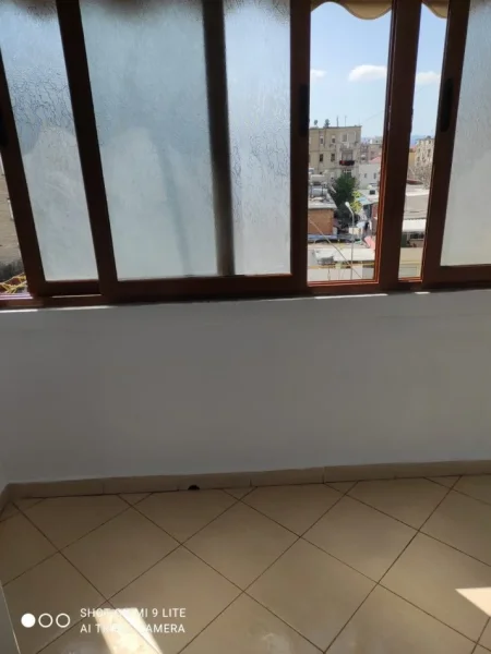 Tirane, shitet apartament 2+1+Ballkon Kati 4, 65 m² 103.000 € (niko avrami)